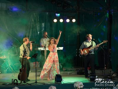 Stays In Vegas Band performing live, photo 1